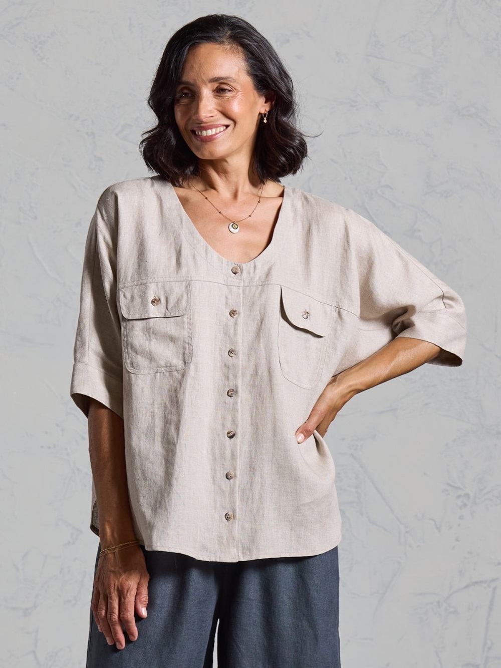 NOMAD the Label size M/L Dune French Linen Shirt Almond